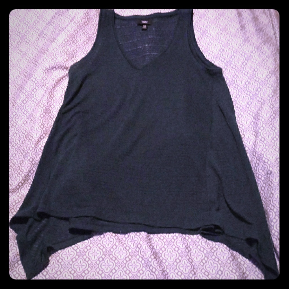 Flowy hunter green tank
